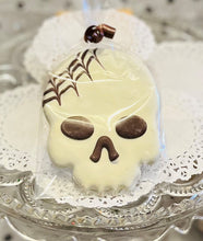 Load image into Gallery viewer, Skull Cookie