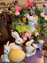 Load image into Gallery viewer, RESCUE FUNDRAISER EASTER CENTERPIECE $50.00 Donation